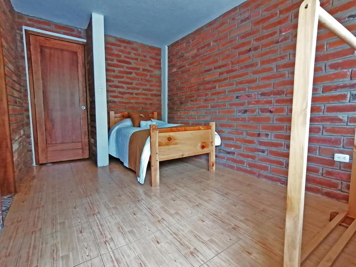 Lagoon Hotel Chugchilán מראה חיצוני תמונה