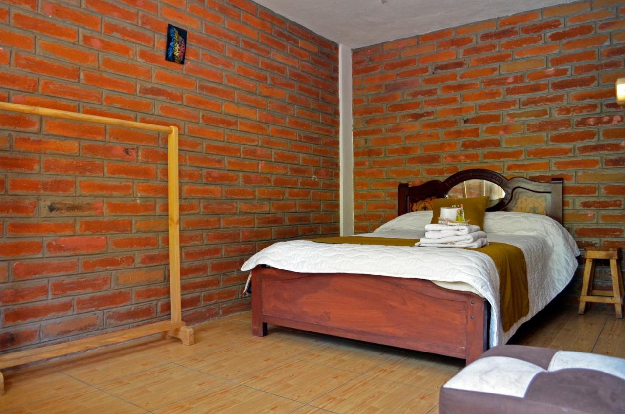 Lagoon Hotel Chugchilán מראה חיצוני תמונה