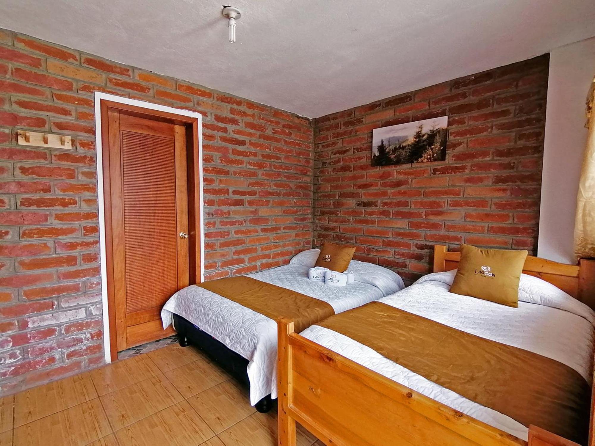 Lagoon Hotel Chugchilán מראה חיצוני תמונה